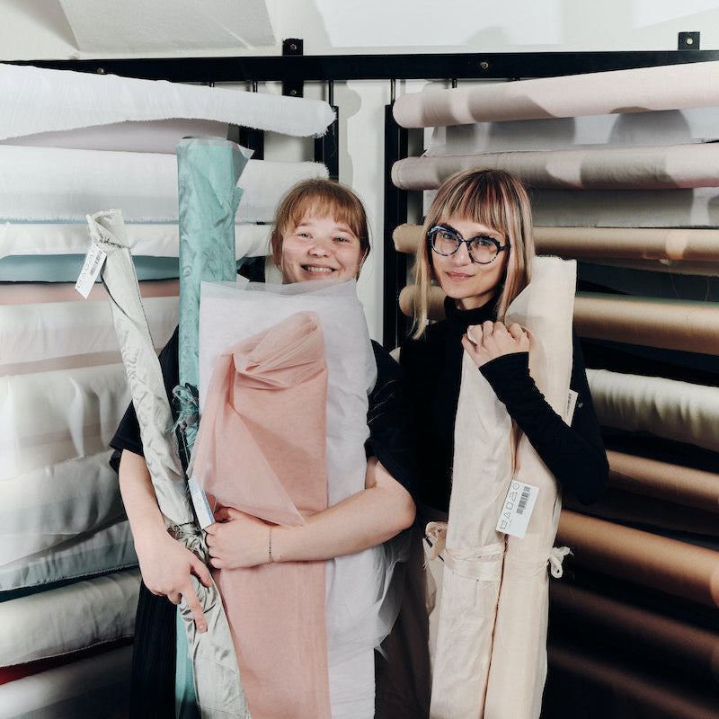 WEDDING DRESSES AND ACCESSORIES: COLLABORATION BETWEEN TEXTIL FORUM AND UMPRUM