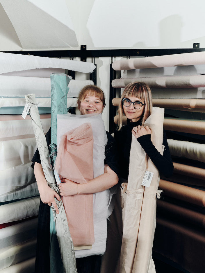 WEDDING DRESSES AND ACCESSORIES: COLLABORATION BETWEEN TEXTIL FORUM AND UMPRUM